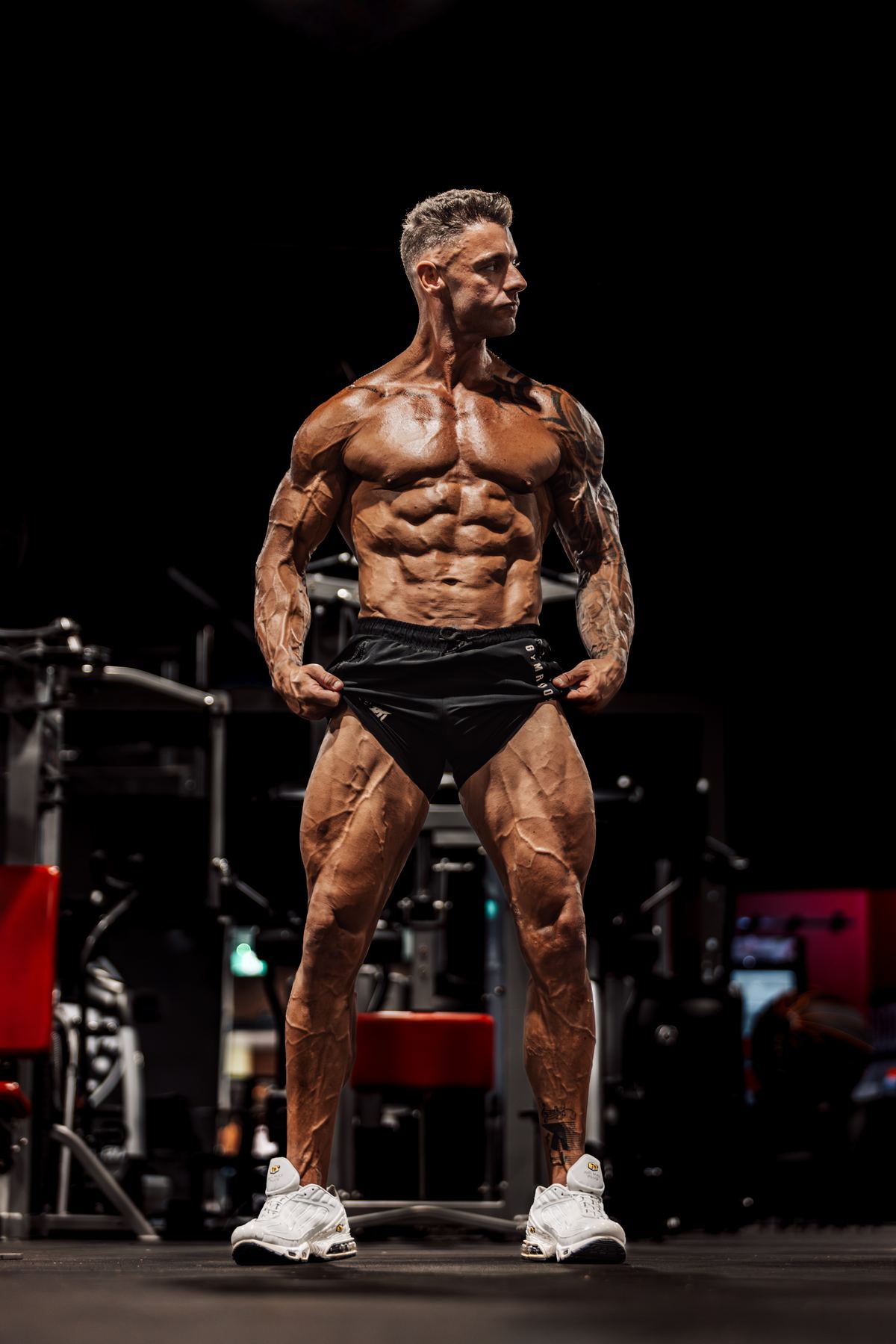 An example of the professional photoshoot at the end of the challenge